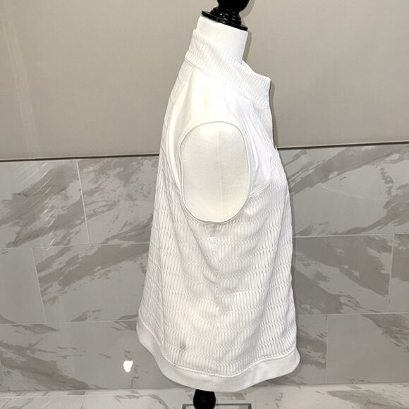 Weekends By Chico's Women's(1) M Blouse Sleeveless Vest Full Zip White Medium - Picture 5 of 8